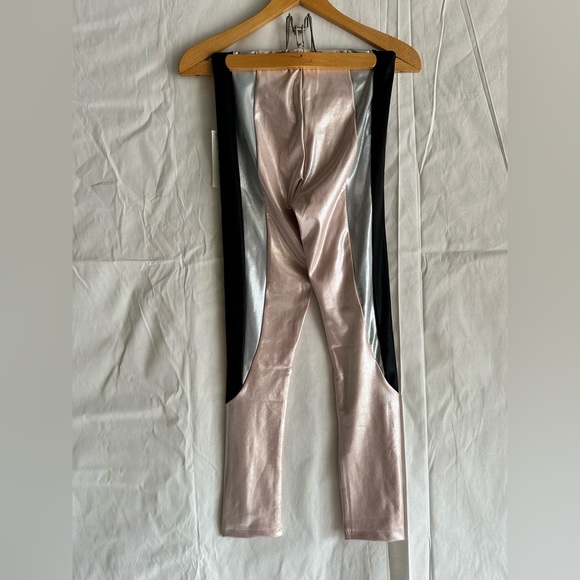 ZARA Girls Metallic Leggings - Picture 2 of 9